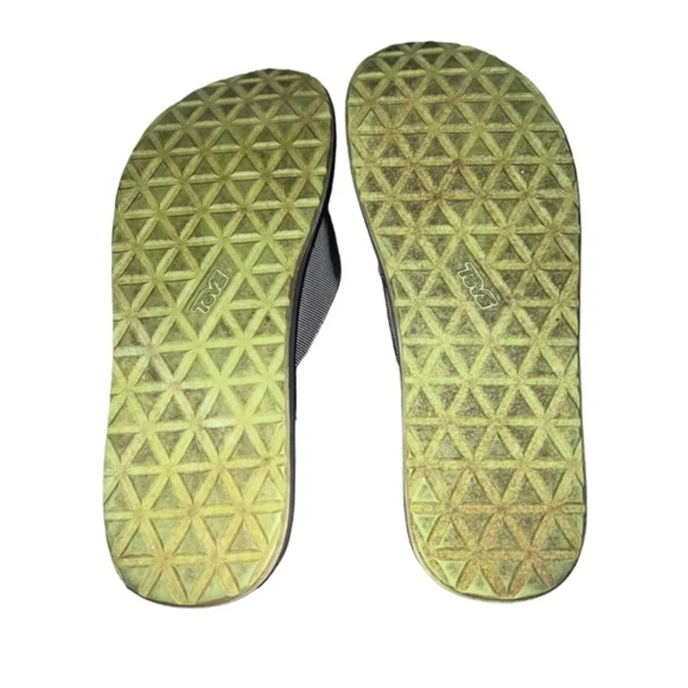 Teva🦎Flip flops🌵